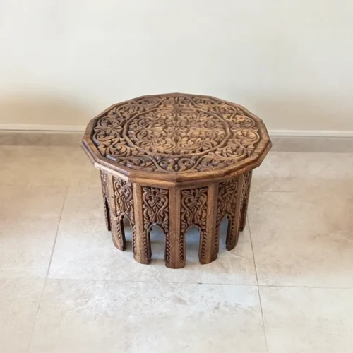 Maraş El Oyma Ceviz Ahşap Orta Sehpa – 73x73x47 cm Klasik Desenli El Yapımı Sehpa Natural