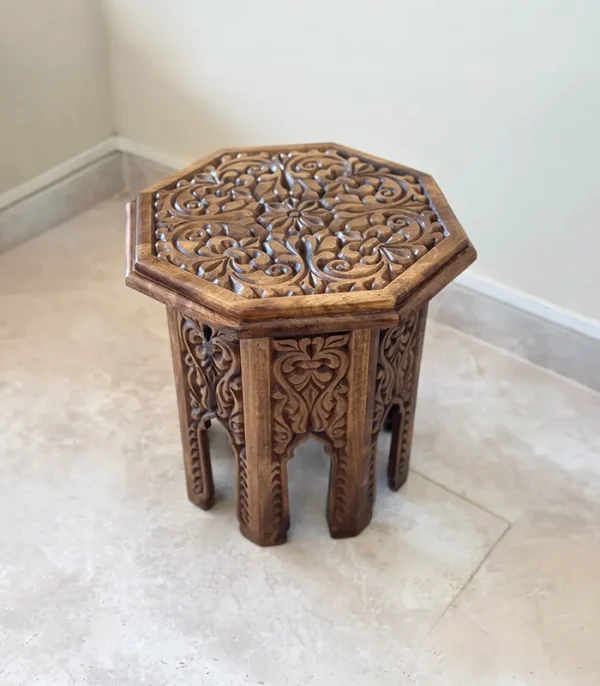 Maraş El Oyma Ceviz Ahşap Yan Sehpa 44x44x46 cm | El Yapımı Dekoratif Sehpa Natural - Görsel 4