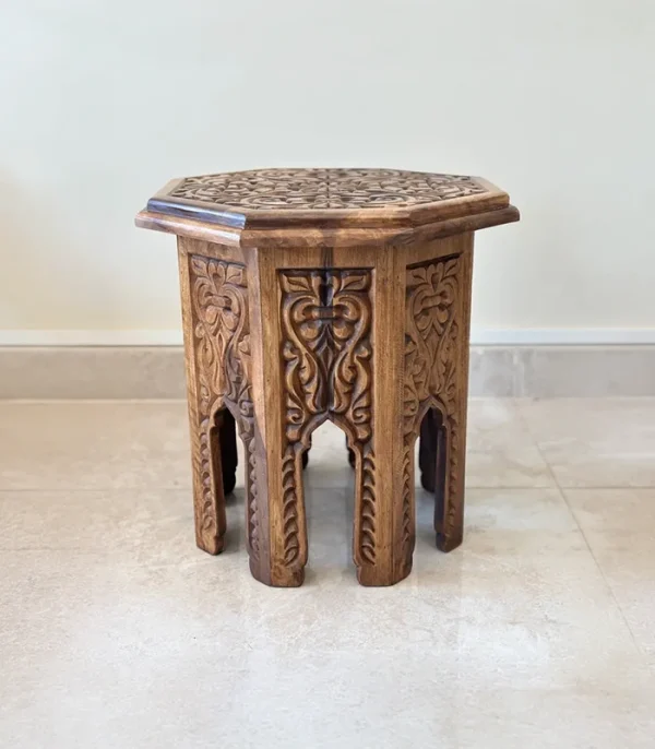 Maraş El Oyma Ceviz Ahşap Yan Sehpa 44x44x46 cm | El Yapımı Dekoratif Sehpa Natural - Görsel 5