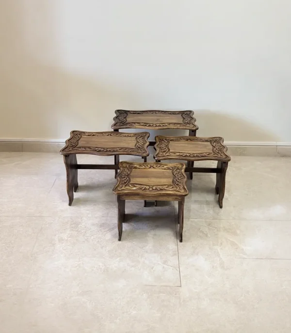 Maraş El Oyma 4’lü Servis Sehpası – 65x40x50 cm Ceviz Ahşap Zigon Sehpa Takımı - Görsel 5