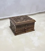 Ceviz Ağacından El Oyma Saat Aksesuar & Tespih Kutusu – 30x36x22 cm | 2 Çekmeceli Koleksiyon Kutusu