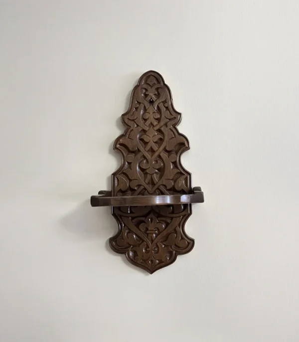 Maraş El Oyma Ceviz Ağacı Kavukluk – 44x21x17.5 cm Duvar Tipi Dekoratif Raf - Görsel 2