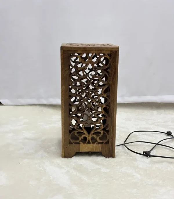 Ceviz Ağacından El Oyma Dekoratif Abajur - Ahşap Abajur 20x20x40 cm - Görsel 2