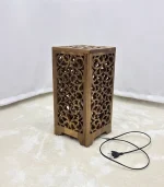 Ceviz Ağacından El Oyma Dekoratif Abajur - Ahşap Abajur 20x20x40 cm - Görsel 4