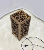 Ceviz Ağacından El Oyma Dekoratif Abajur - Ahşap Abajur 20x20x40 cm - Görsel 6