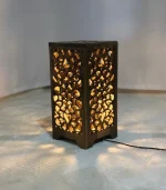 Ceviz Ağacından El Oyma Dekoratif Abajur - Ahşap Abajur 20x20x40 cm - Görsel 7