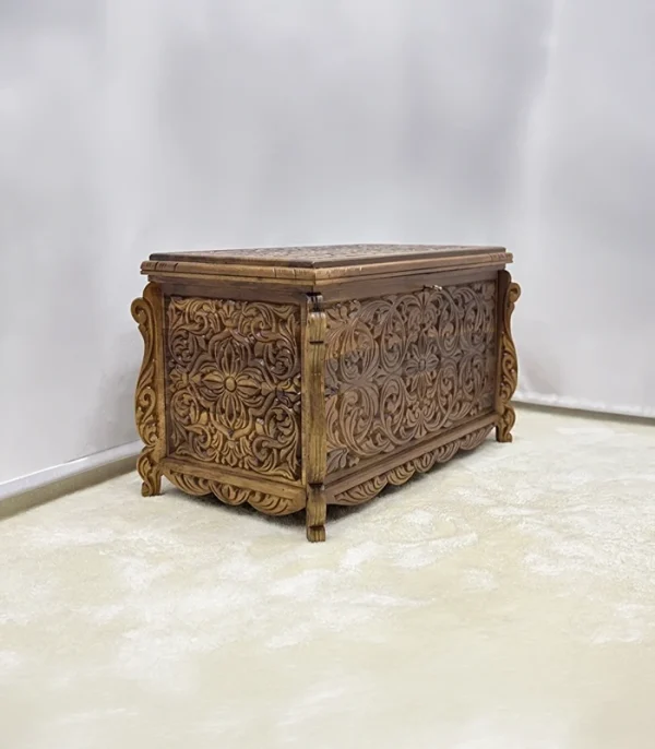 Maraş El Oyma Ceviz Ahşap Çeyiz Sandığı – 95x50x60 cm Büyük Boy Sandık | İstanbul Natural Model - Görsel 7