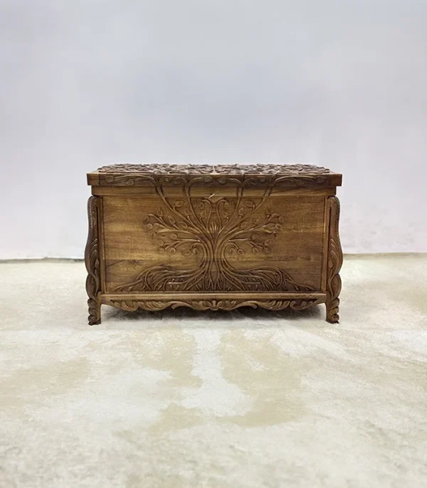 Maraş El Oyma Ceviz Ahşap Çeyiz Sandığı – 95x50x60 cm Büyük Boy Sandık | Hayat Ağacı Model - Görsel 8