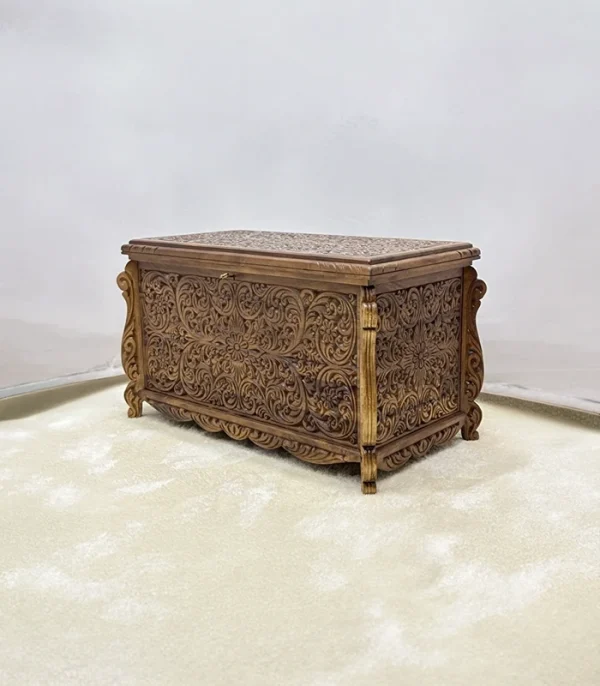Maraş El Oyma Ceviz Ahşap Çeyiz Sandığı – 95x50x60 cm Büyük Boy Sandık | Ece Natural Model - Görsel 2