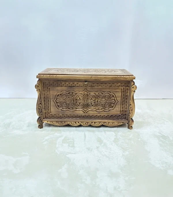 Maraş El Oyma Ceviz Ahşap Çeyiz Sandığı – 95x50x60 cm Büyük Boy Sandık | Papatya Natural Model - Görsel 8