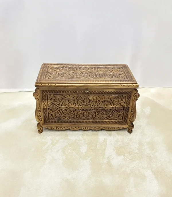Maraş El Oyma Ceviz Ahşap Çeyiz Sandığı – 95x50x60 cm Büyük Boy Sandık | Aliye Natural Model - Görsel 8