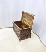 Maraş Çeyiz Sandığı %100 Orijinal Ceviz Ağacı 95x50x60 Ahşap Sandık - Meriç Eskitme - Görsel 4