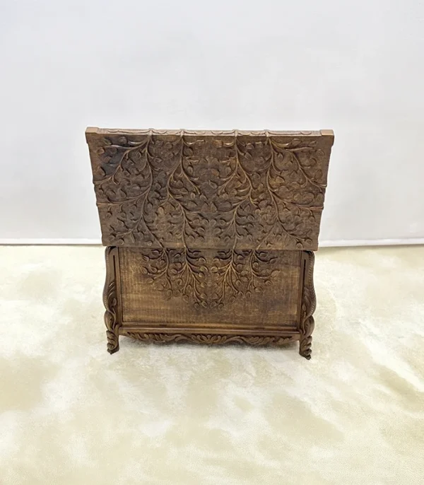 Maraş El Oyma Ceviz Ahşap Çeyiz Sandığı – 83x48x57 Cm Özel Motifli Sandık | Hayat Ağacı Model - Görsel 5