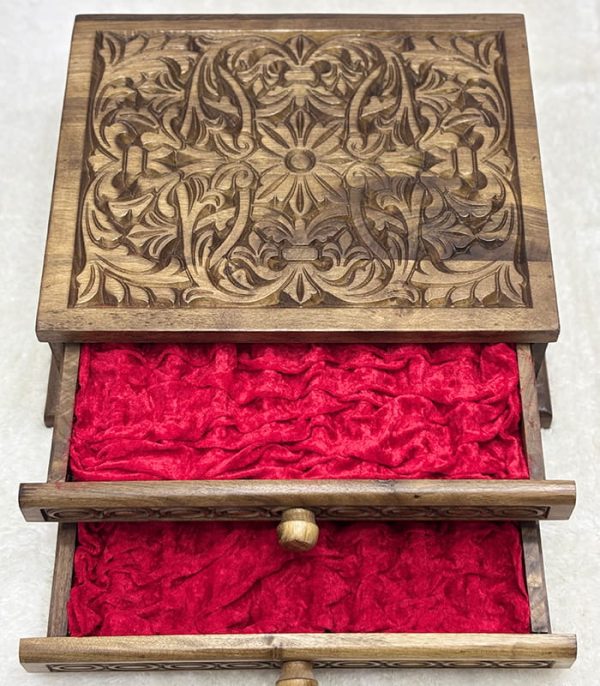El Oyma Ceviz Ahşap 2 Çekmeceli Tespih Kutusu – 18 Gözlü Kadife Koleksiyon Kutusu 30x36x13 cm - Görsel 5