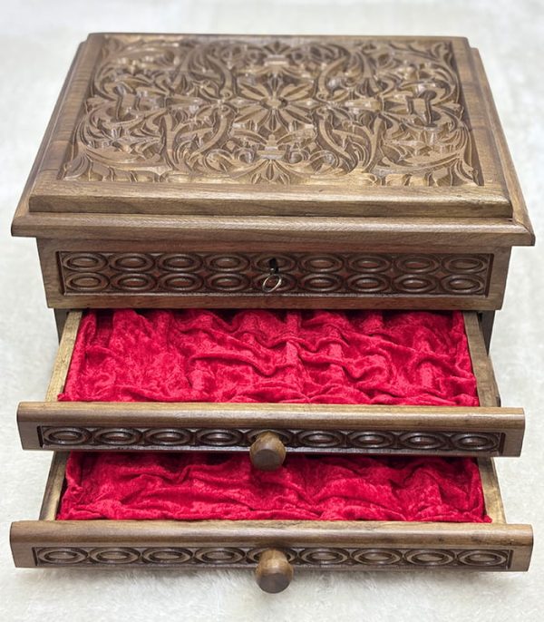 Ceviz Ağacından El Oyma Saat Aksesuar & Tespih Kutusu – 30x36x22 cm | 2 Çekmeceli Koleksiyon Kutusu - Görsel 5