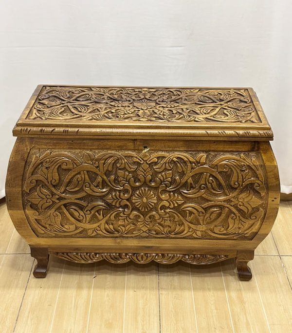 Maraş El Oyma Ceviz Ahşap Büyük Boy Çeyiz Sandığı 92x49x63 cm | Aliye Natural Bombeli Model - Görsel 2