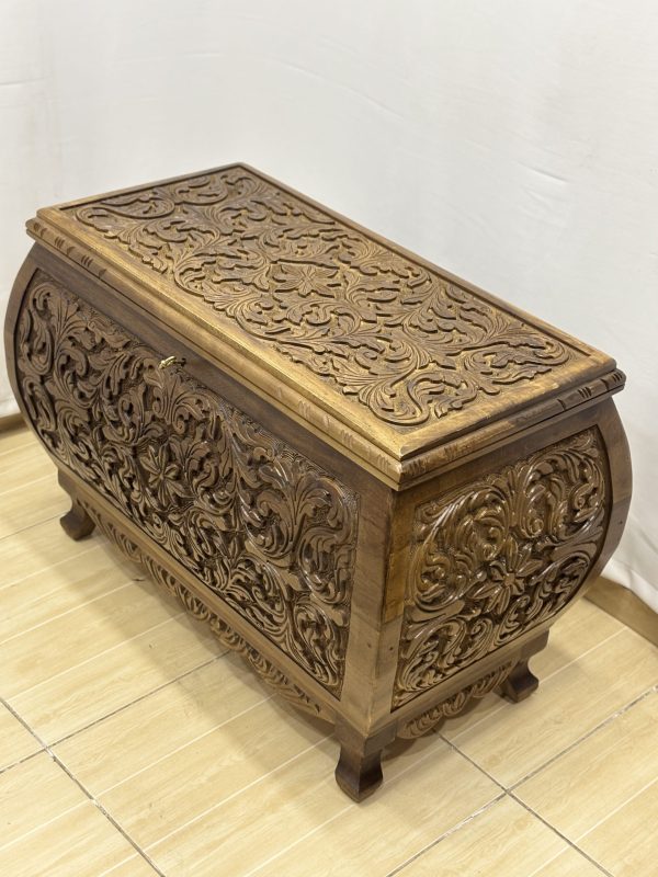 Maraş El Oyma Ceviz Ahşap Büyük Boy Çeyiz Sandığı 92x49x63 cm | Erva Natural Bombeli Model - Görsel 5