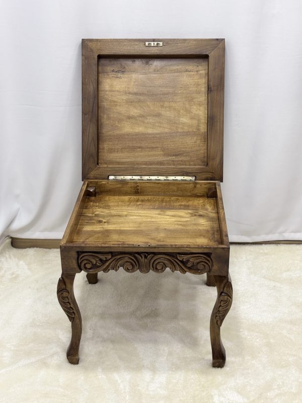 Maraş El Oyma Ceviz Orta Sehpa – 55x55x45 cm Kapaklı Kilitli Ahşap Sehpa - Görsel 5