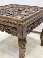 Maraş El Oyma Ceviz Orta Sehpa – 55x55x45 cm Kapaklı Kilitli Ahşap Sehpa - Görsel 2