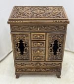 Maraş El Oyma Makyaj Konsolu Ahşap 9 Bölmeli El Yapımı Ceviz Takı ve Aksesuar Dolabı 58X38X81 cm - Görsel 3